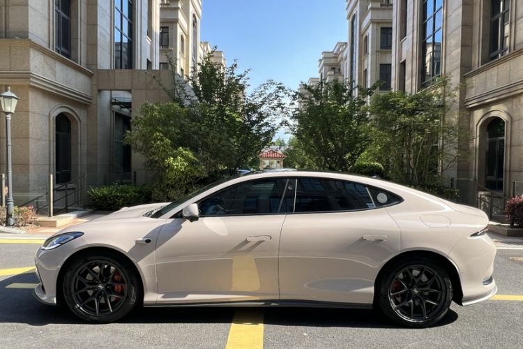 Used IM L6 2024 Max Standard Edition Exterior 1