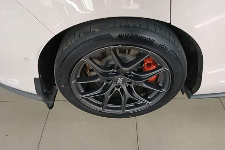 Used IM L6 2024 Max Standard Edition Exterior 5