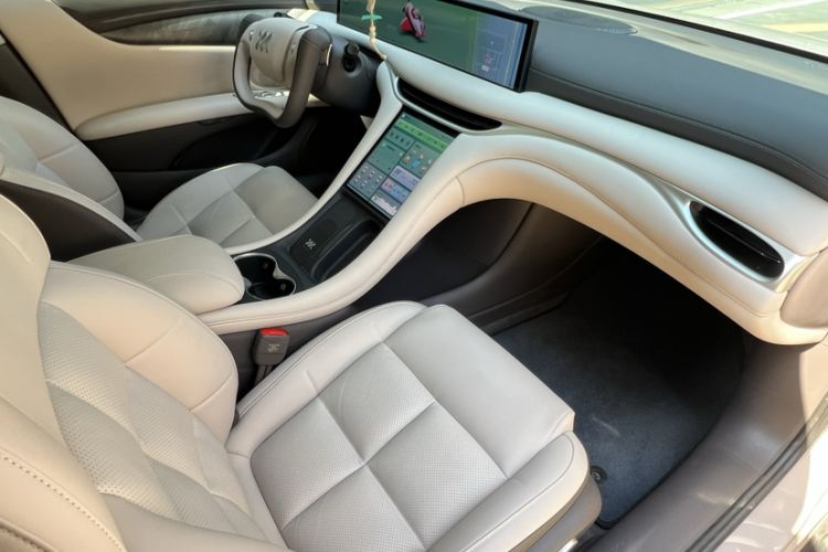 Used IM L6 2024 Max Standard Edition Interior 1