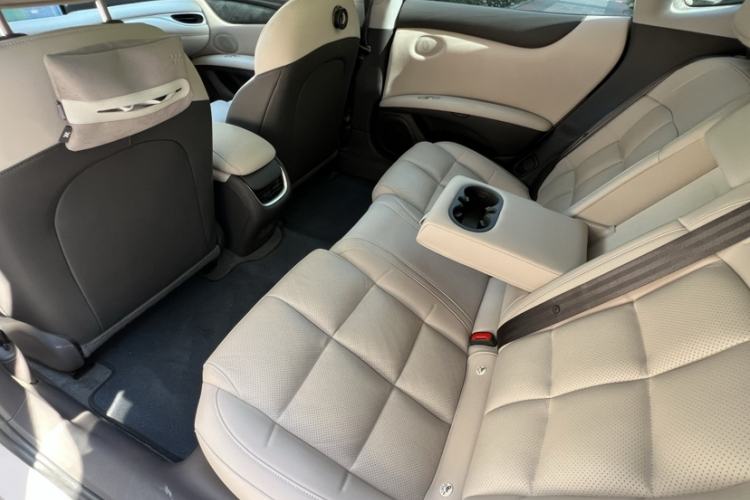 Used IM L6 2024 Max Standard Edition Interior 6