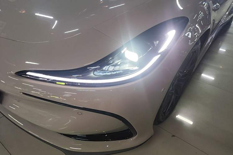 Used IM L6 2024 Max Standard Edition Left Front Headlight