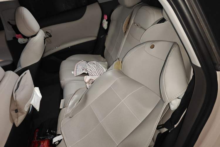 Used IM L6 2024 Max Standard Edition Left Rear Seat