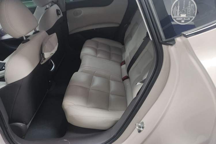 Used IM L6 2024 Max Standard Edition Left Rear Seat