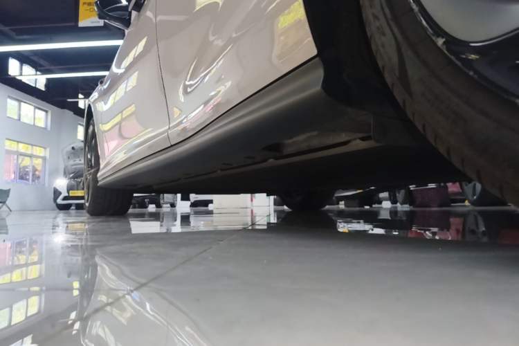 Used IM L6 2024 Max Enhanced Performance Edition Left Side Sill