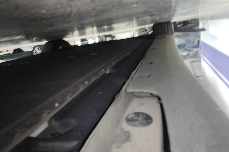 Used IM L6 2024 Max Standard Edition Left Side Sill