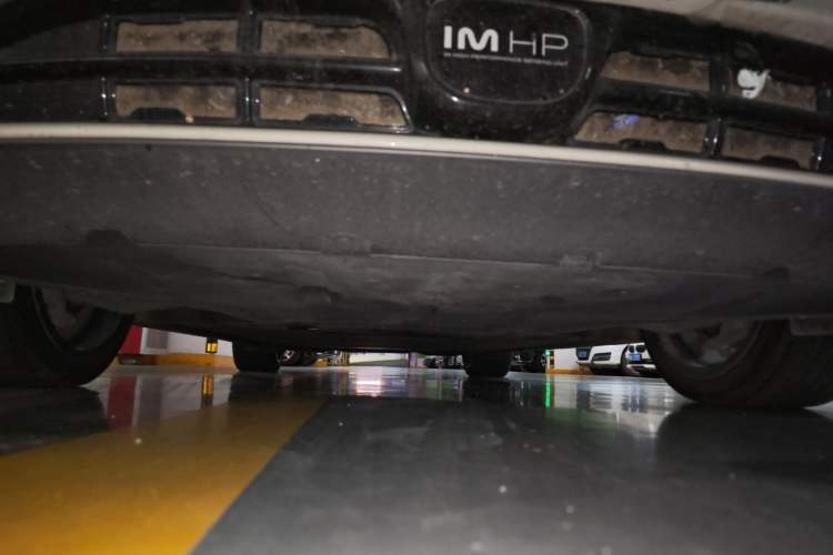Used IM L6 2024 Max Enhanced Performance Edition Chassis Front