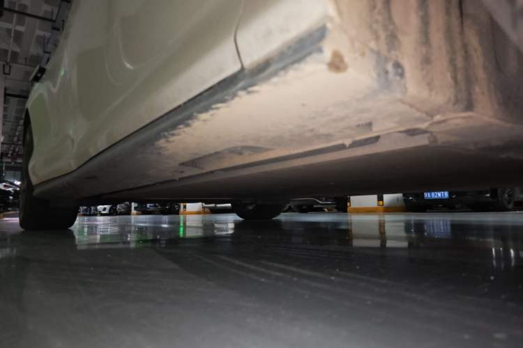 Used IM L6 2024 Max Enhanced Performance Edition Chassis Front Right