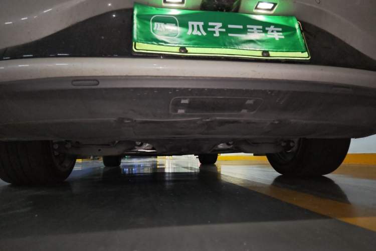 Used IM L6 2024 Max Enhanced Performance Edition Chassis Rear