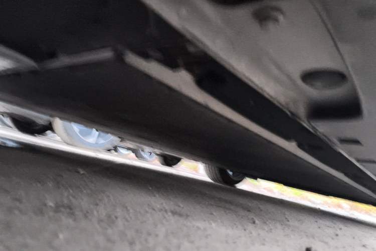 Used IM L6 2024 Max Long-Range Version Chassis Rear Right