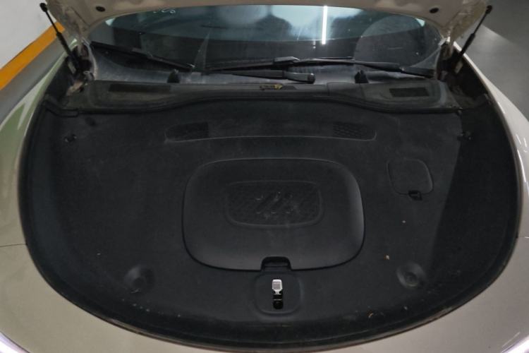 Used IM L6 2024 Max Enhanced Performance Edition Engine Bay