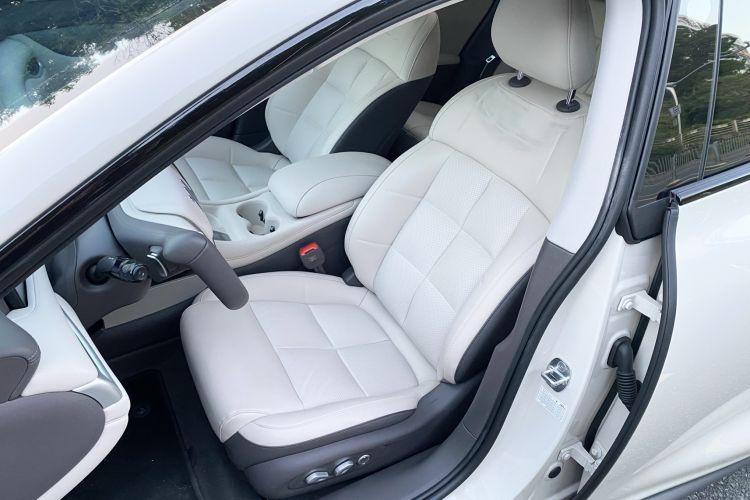 Used IM L6 2024 Max Extended-Range Version Left Front Seat