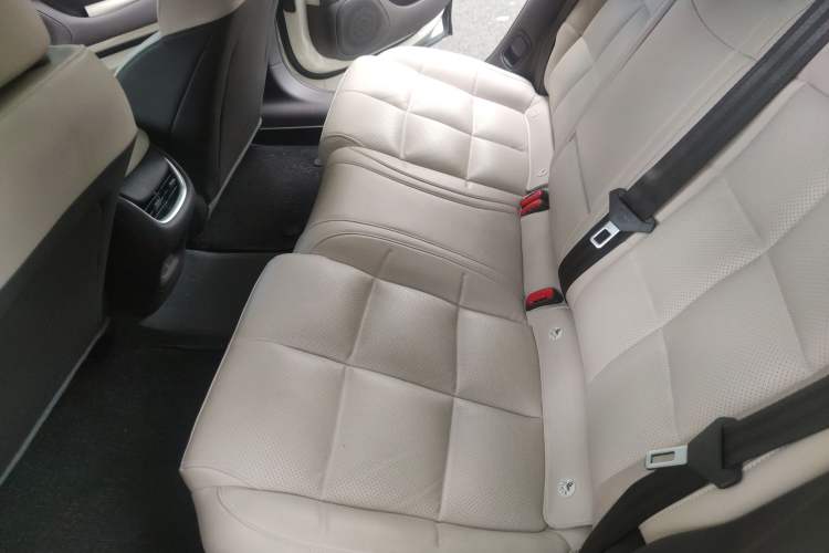 Used IM L6 2024 Max Standard Edition Left Rear Seat