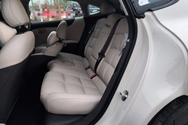 Used IM L6 2024 Max Long-Range Version Left Rear Seat