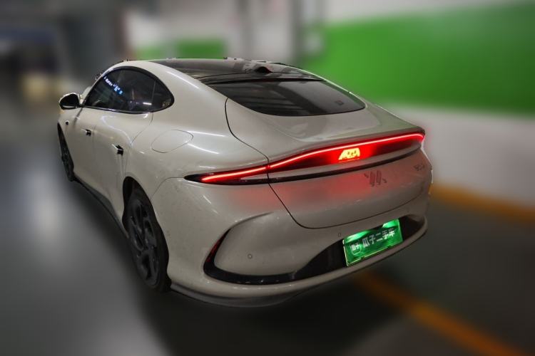 Used IM L6 2024 Max Enhanced Performance Edition Rear Left 45 Deg