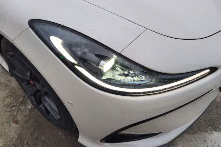 Used IM L6 2024 Max Long-Range Version Right Front Headlight