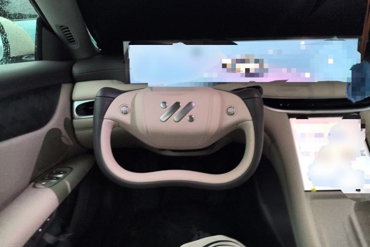 Used IM L6 2024 Max Long-Range Version Steering Wheel