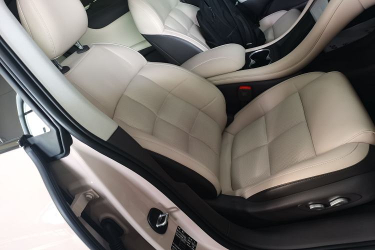 Used IM L6 2024 Max Long-Range Version Right Front Seat