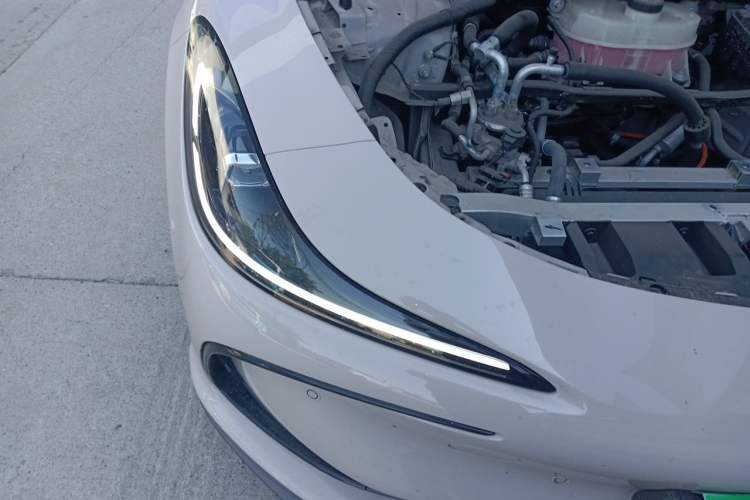 Used IM L6 2024 Max Standard Edition Right Front Headlight