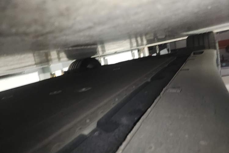 Used IM L6 2024 Max Standard Edition Right Side Sill