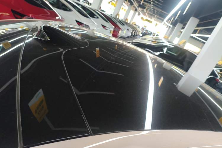 Used IM L6 2024 Max Enhanced Performance Edition Roof