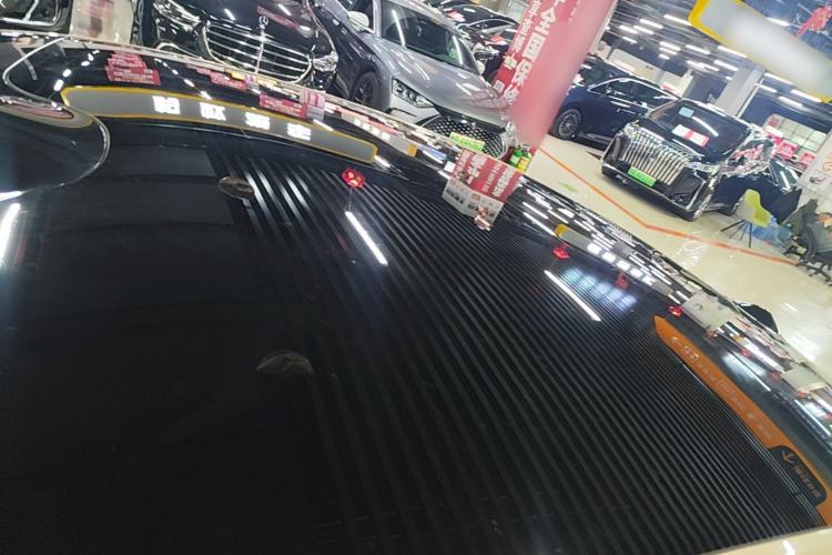 Used IM L6 2024 Max Standard Edition Roof