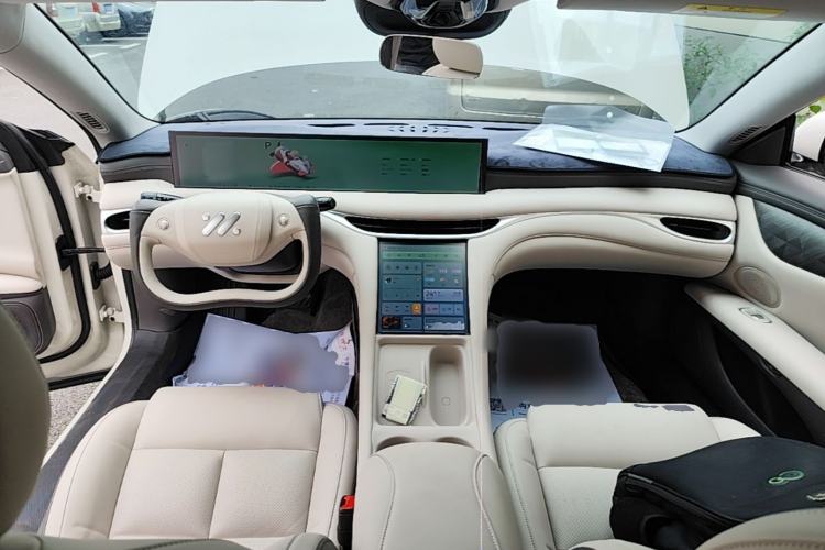 Used IM L6 2024 Max Standard Edition Center Console