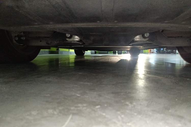 Used IM L6 2024 Max Long-Range Version Chassis Rear