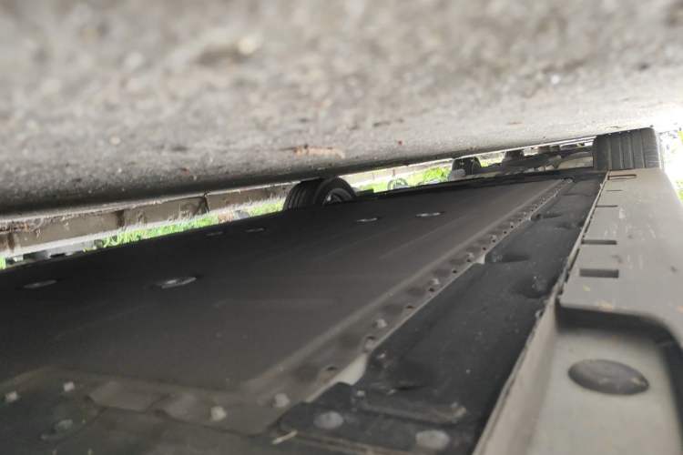 Used IM L6 2024 Max Standard Edition Chassis Rear Left