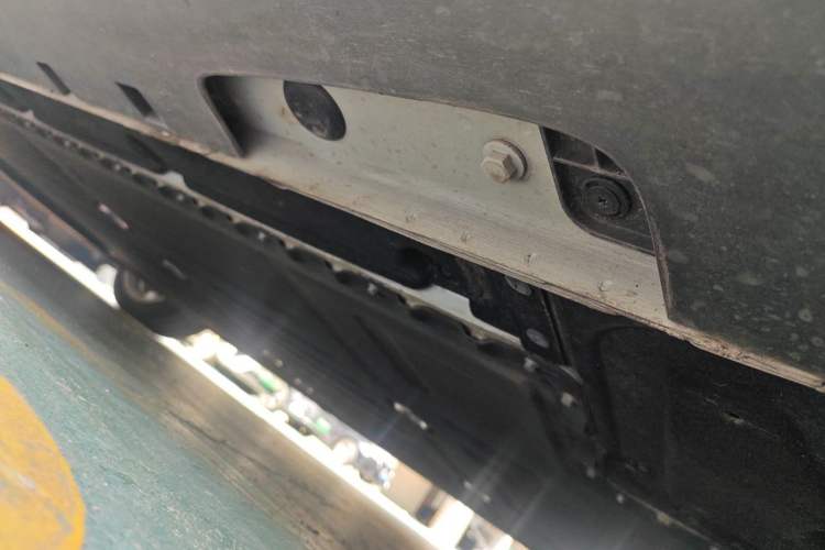 Used IM L6 2024 Max Standard Edition Chassis Rear Left