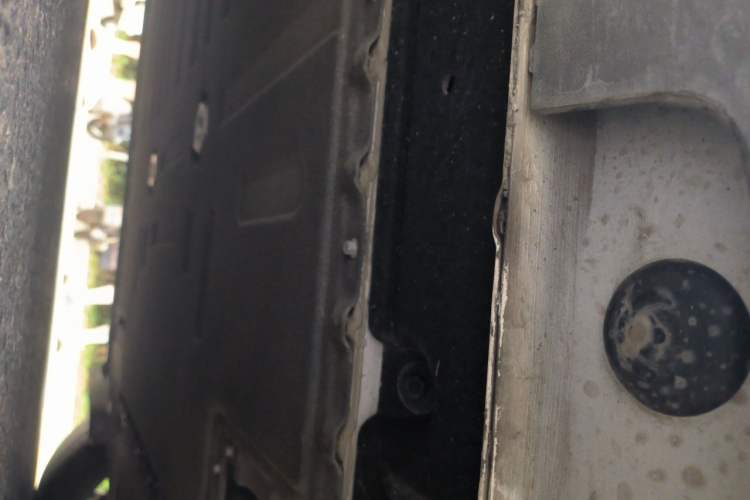 Used IM L6 2024 Max Standard Edition Chassis Rear Left