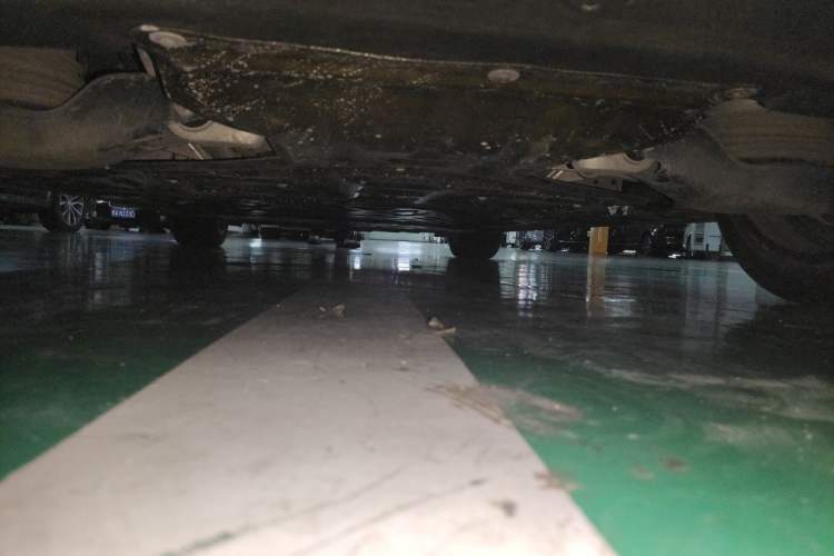 Used IM L6 2024 Max Enhanced Performance Edition Chassis Rear