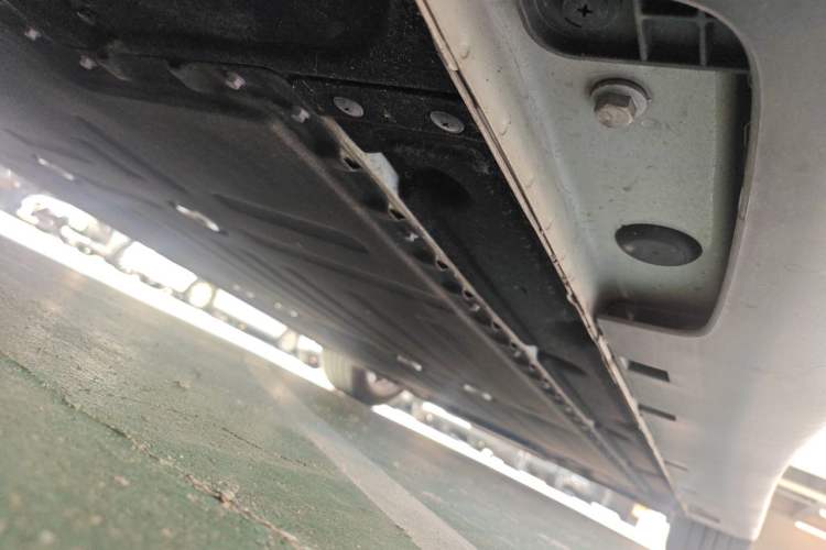 Used IM L6 2024 Max Standard Edition Chassis Rear Right