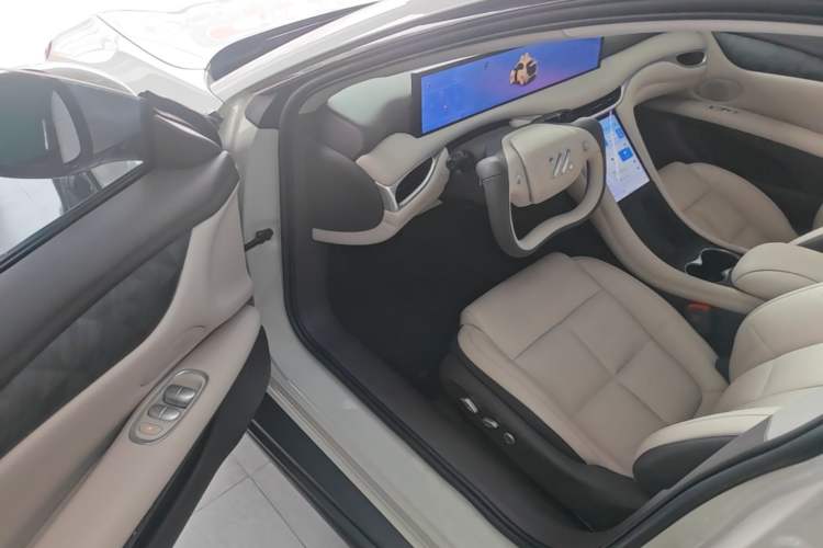 Used IM L6 2024 Max Long-Range Version Driver Seat