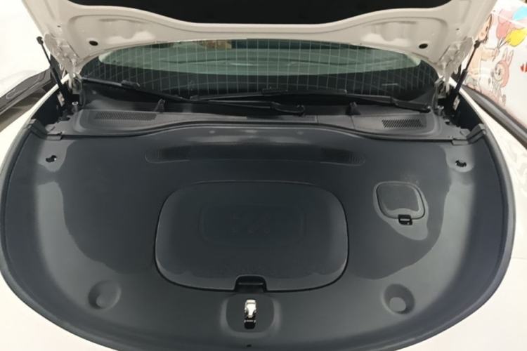 Used IM L6 2024 Max Standard Edition Engine Bay