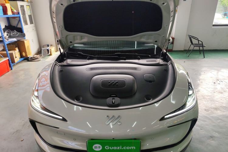 Used IM L6 2024 Max Enhanced Performance Edition Engine Bay