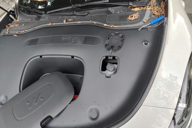 Used IM L6 2024 Max Standard Edition Engine Bay Left