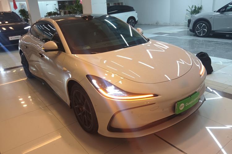Used IM L6 2024 Max Standard Edition Exterior 2