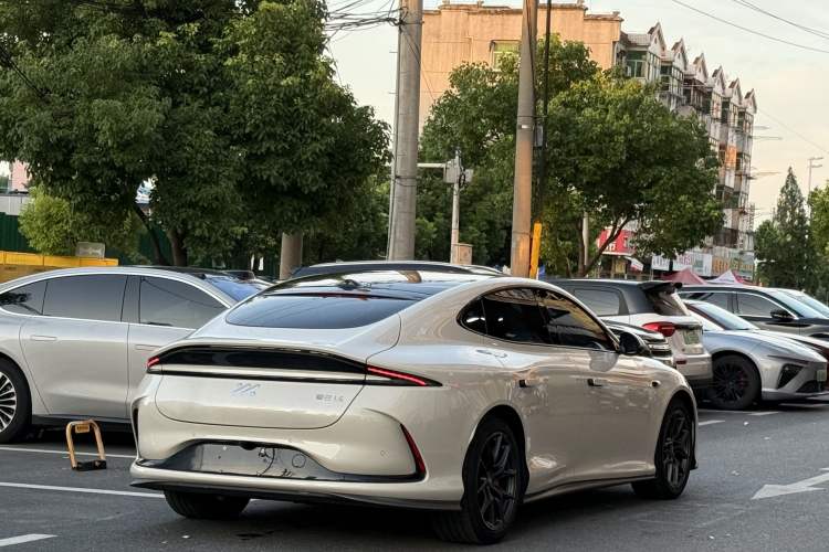 Used IM L6 2024 Max Standard Edition Exterior 3