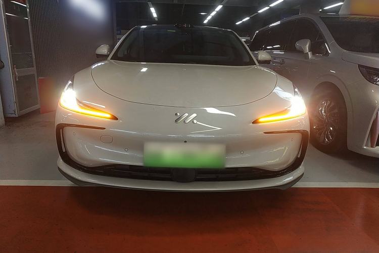 Used IM L6 2024 Max Standard Edition Front