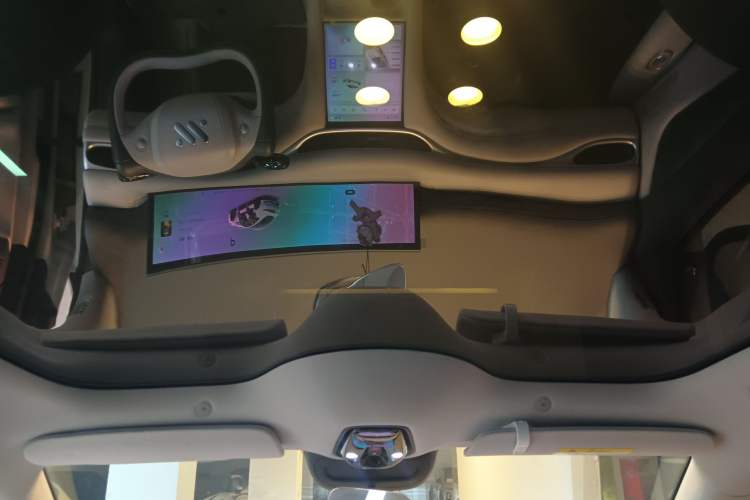 Used IM L6 2024 Max Standard Edition Headliner