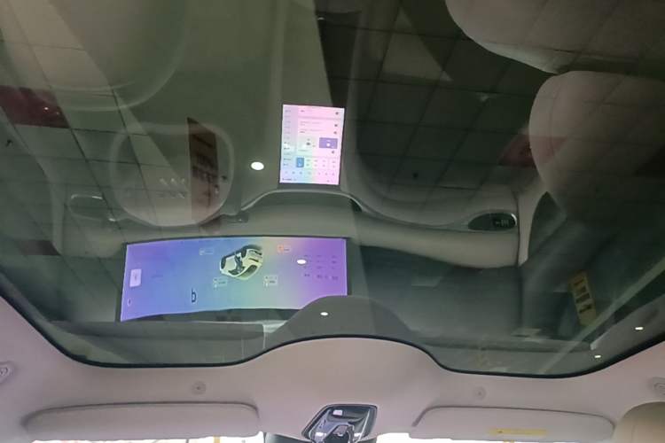 Used IM L6 2024 Max Standard Edition Headliner