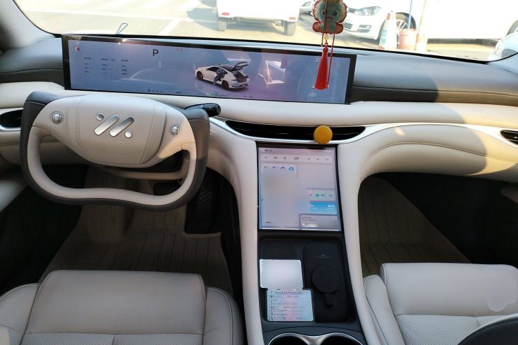 Used IM L6 2024 Max Standard Edition Interior 2
