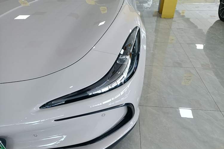 Used IM L6 2024 Max Standard Edition Left Front Headlight