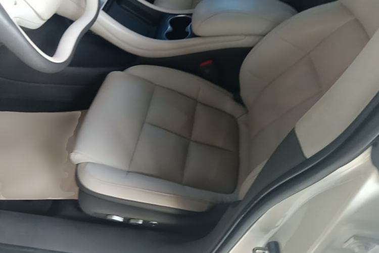 Used IM L6 2024 Max Extended-Range Version Left Front Seat