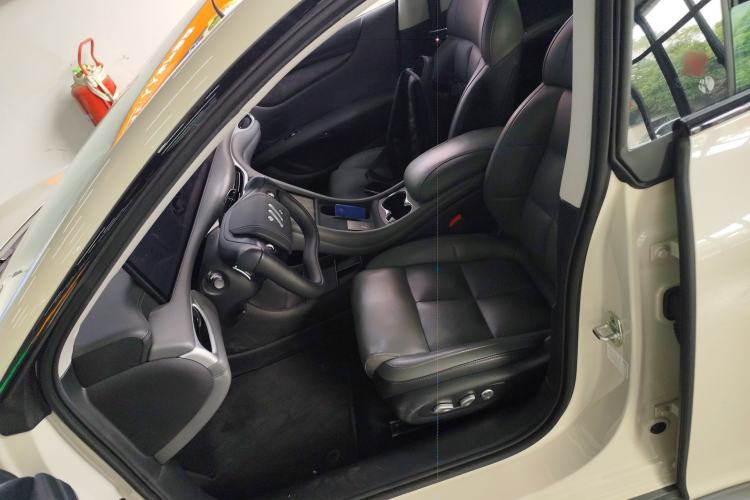 Used IM L6 2024 Max Enhanced Performance Edition Left Front Seat