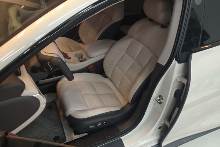 Used IM L6 2024 Max Standard Edition Left Front Seat