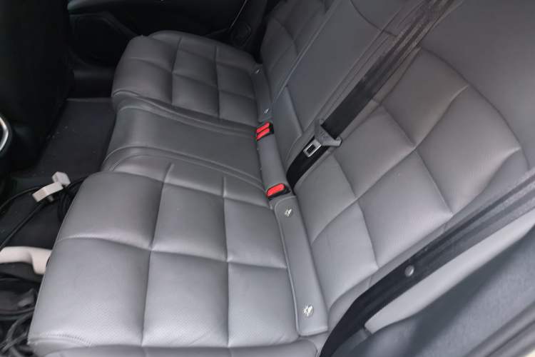 Used IM L6 2024 Max Standard Edition Left Rear Seat