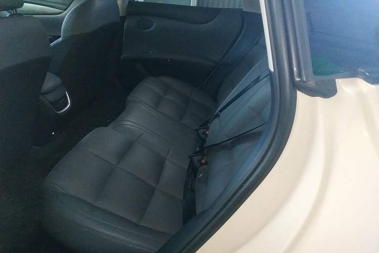 Used IM L6 2024 Max Standard Edition Left Rear Seat