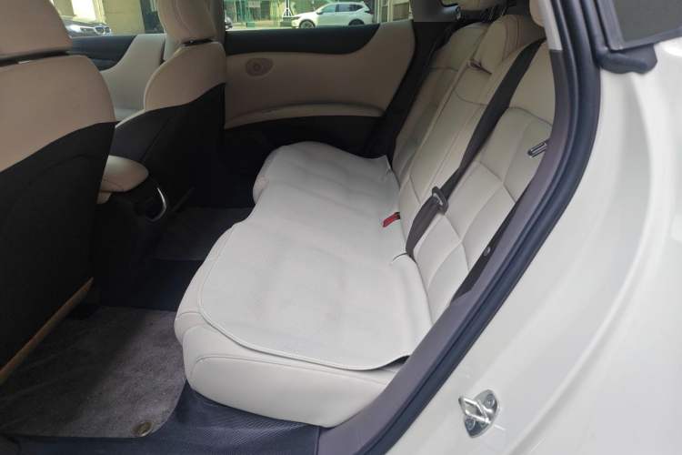Used IM L6 2024 Max Standard Edition Left Rear Seat