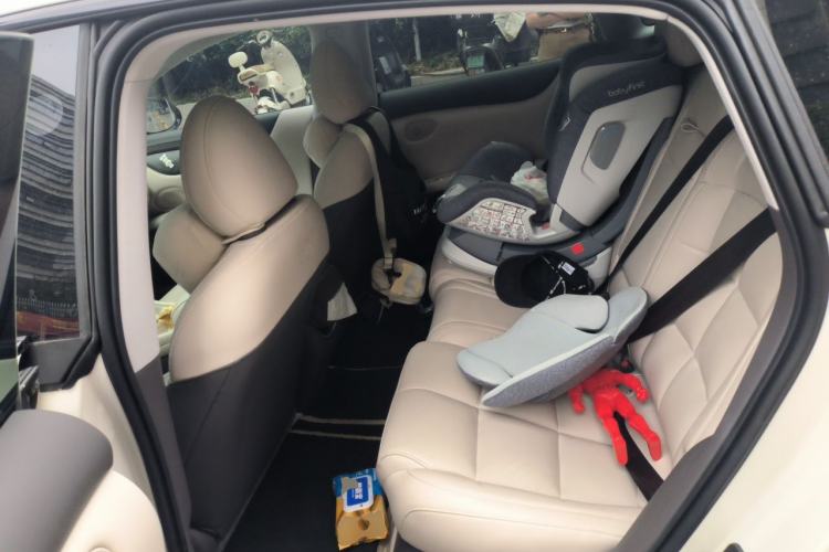 Used IM L6 2024 Max Standard Edition Left Rear Seat